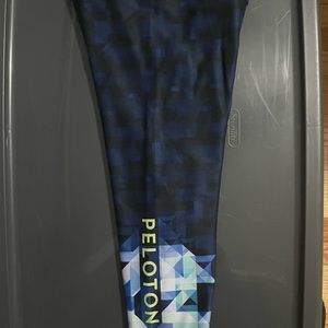 Peloton Capri Leggings